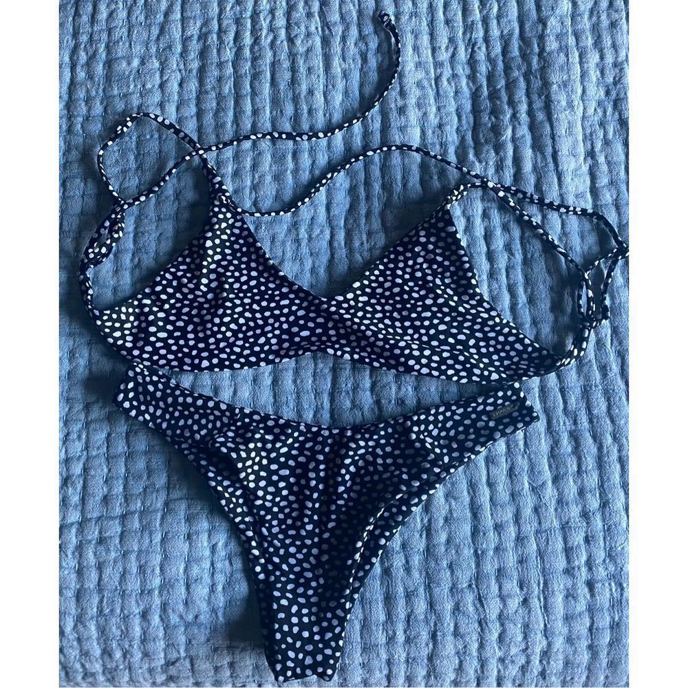 Blackbough Bikini Size Small